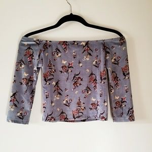 NEW Ivy & Main Floral Printed Crop top Size Xs